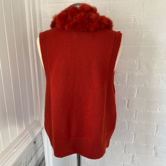 Vintage Rabbit fur trim knit 🧶 vest from France - Picture 4 of 10